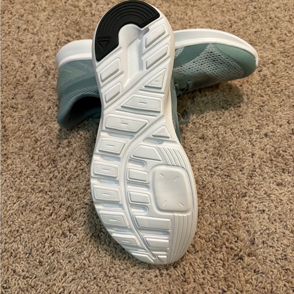 🎀 2 for $20 Sale 🎀 Reebok trainers NWOT - Picture 6 of 6